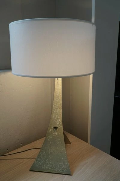 Hubbardton Forge Stasis Table Lamp 4 Hubbardton Forge Stasis Table Lamp - Image 4